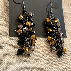 🌺 3 for $10 Earrings 🌺